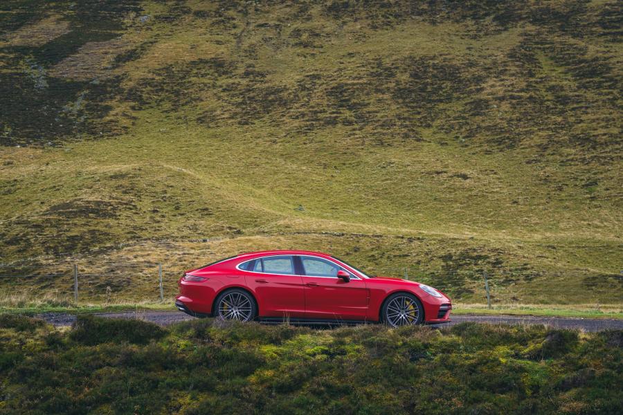  Porsche Panamera Turbo 2016 года  (UK) (фото 3 из 16)